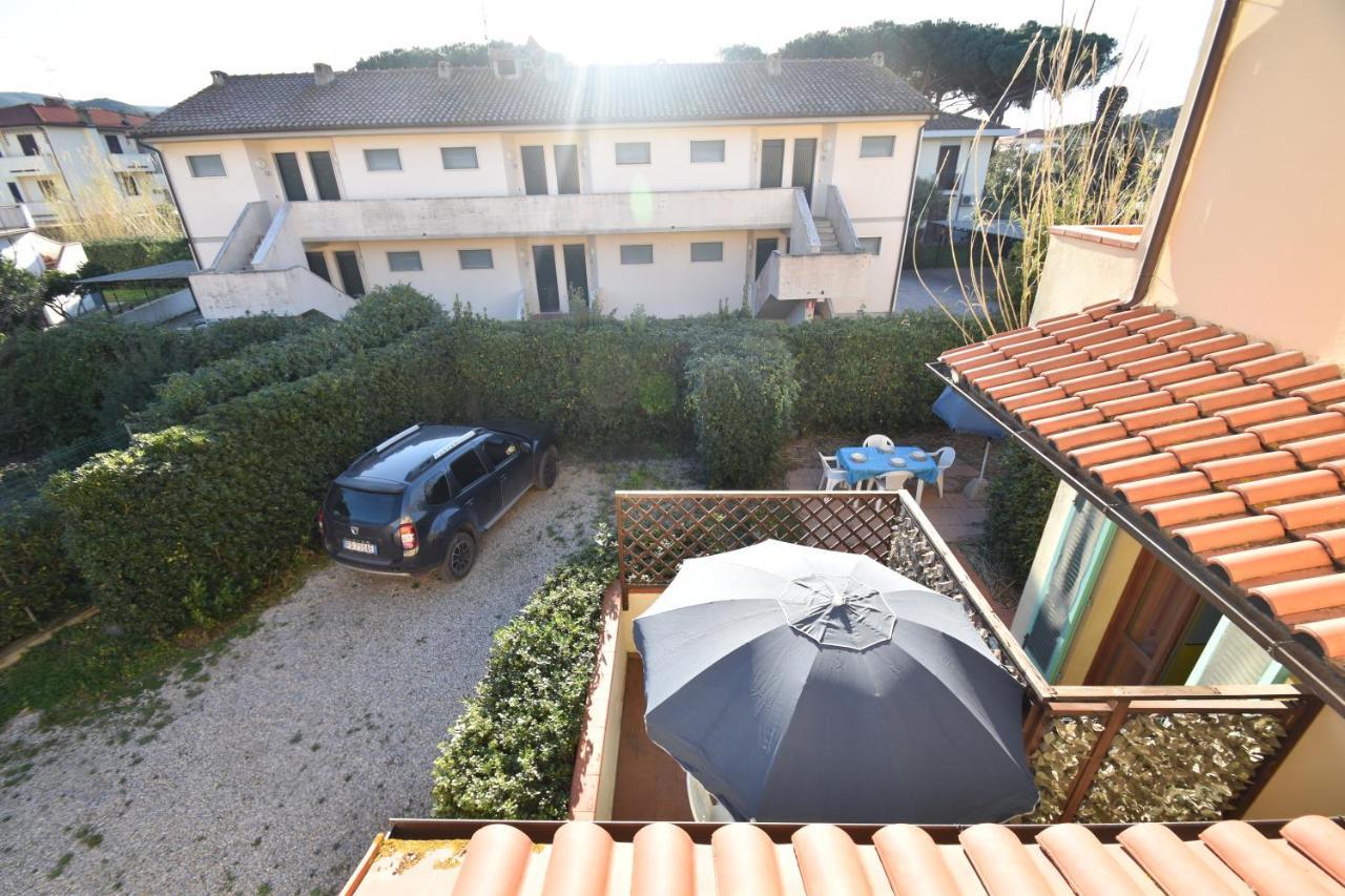 Appartamenti Sabbia - Zona Mare Con Terrazze, Clima, E Posti Auto Marina di Campo Exteriör bild